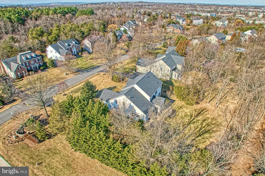 22134 Quail Pond Pl, Ashburn, VA 20148 - Image #3