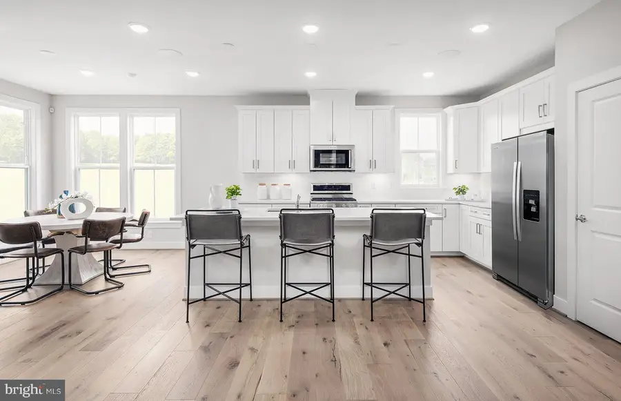 42735 Cannon Chapel Dr #2, Leesburg, VA 20176 - Image #2