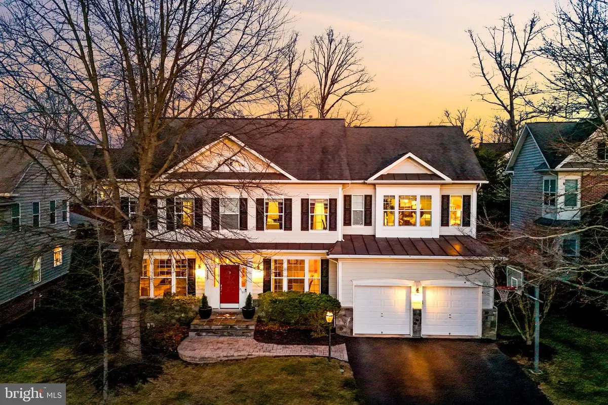 43837 Riverpoint Dr, Leesburg, VA 20176 - #1