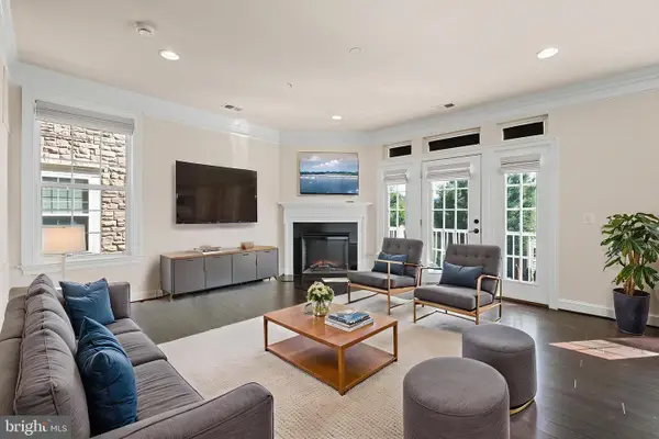 42612 Hardage Ter, ASHBURN, VA 20148