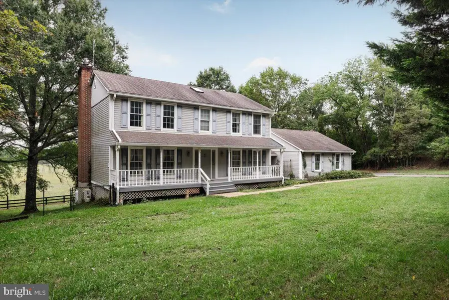 19606 Ridgeside Rd, Bluemont, VA 20135 - #2