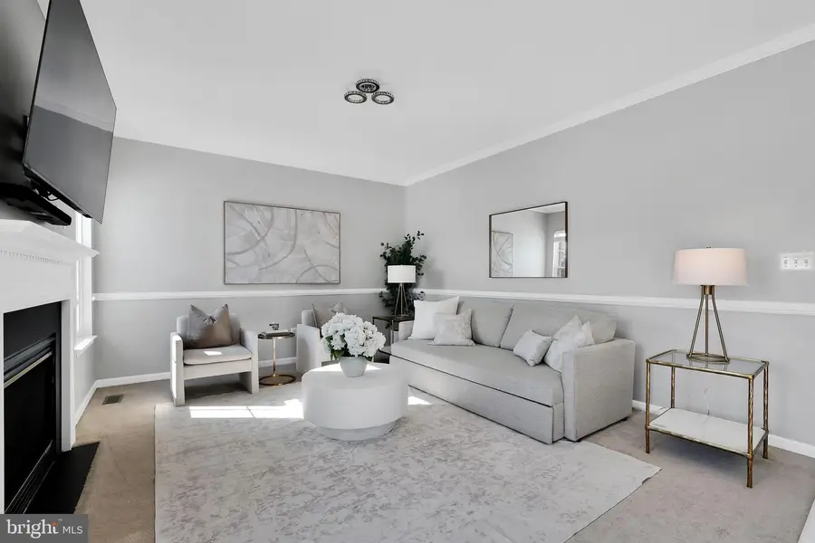 303 Baish Dr Se, Leesburg, VA 20175 - #3