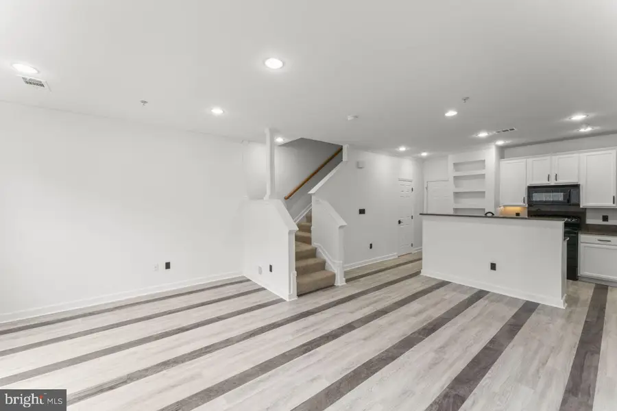 42261 Terrazzo Ter, Aldie, VA 20105 - Image #3