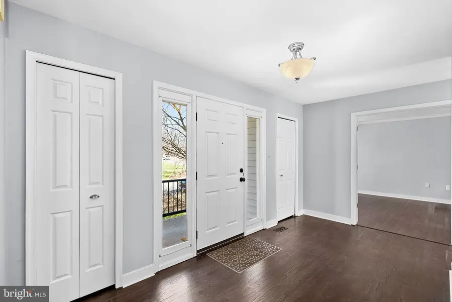 105 Country Road, Potomac Falls, VA 20165 - #3