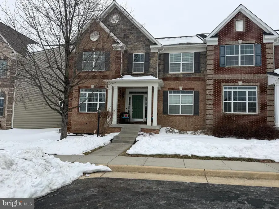 25243 Barley Grass Sq, Aldie, VA 20105 - Image #2