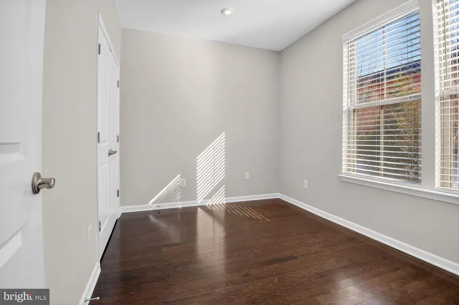 120 Tolocka Ter Ne, Leesburg, VA 20176 - #3