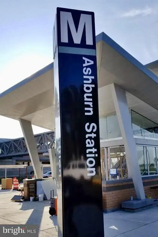 42480 Rockrose Sq #303, Brambleton, VA 20148 - #3