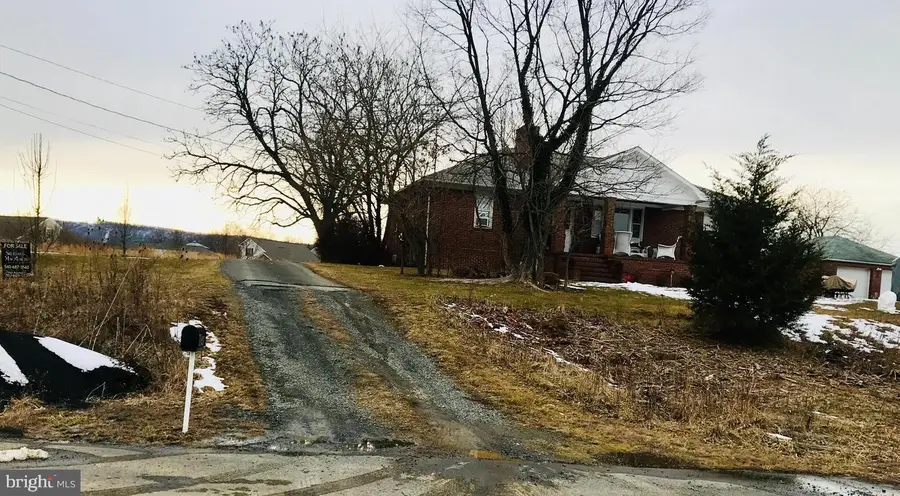 12745 Berlin Tpke, Lovettsville, VA 20180 - #2