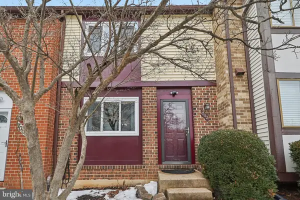 702 Giles Pl, STERLING, VA 20164