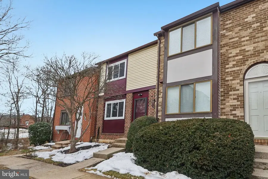 702 Giles Pl, Sterling, VA 20164 - #3