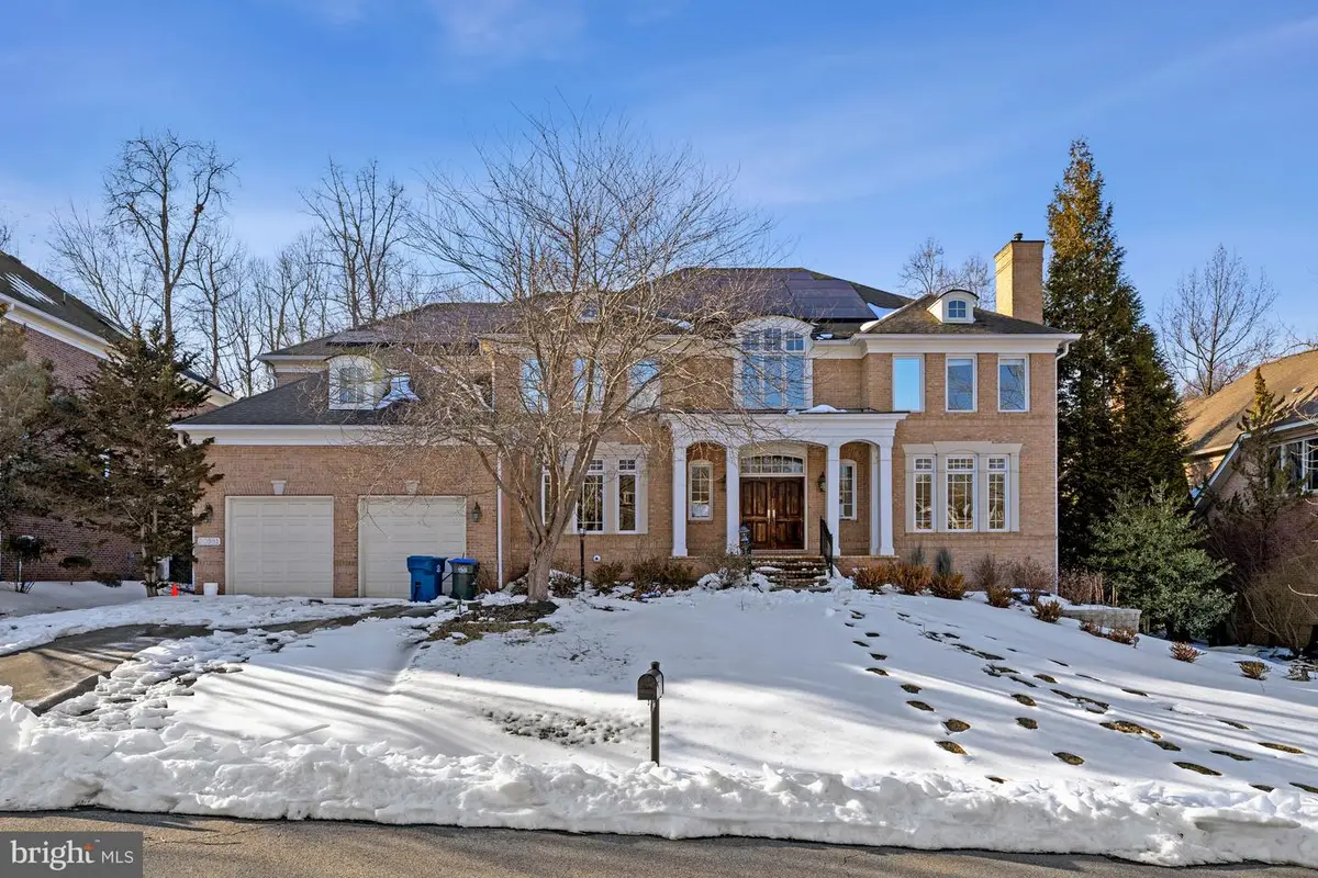 20581 Myers Pl, Leesburg, VA 20175 - #1