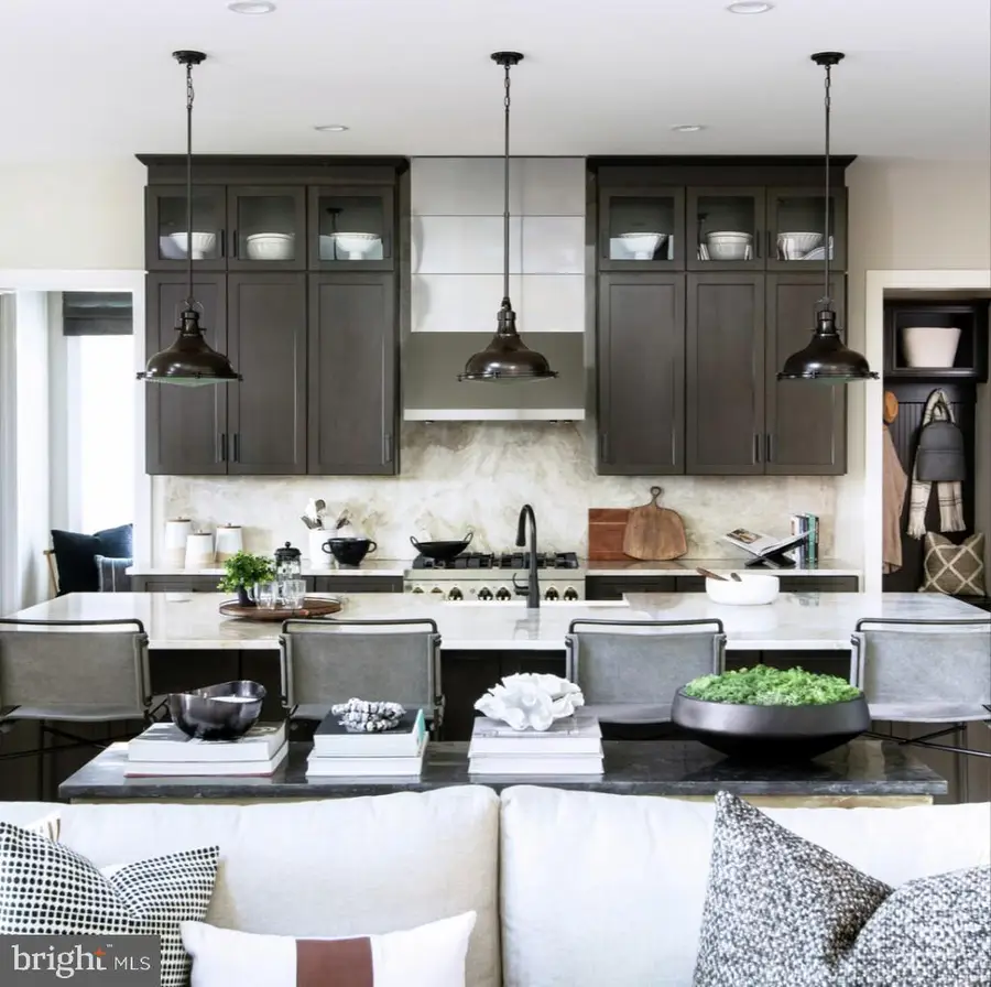 41624 Misty Dawn Dr, Ashburn, VA 20148 - #2