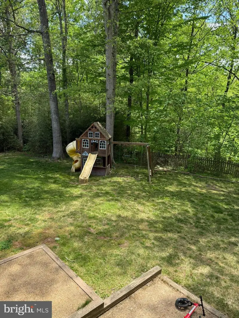 904 Old River Way Ct, Sterling, VA 20164 - #2