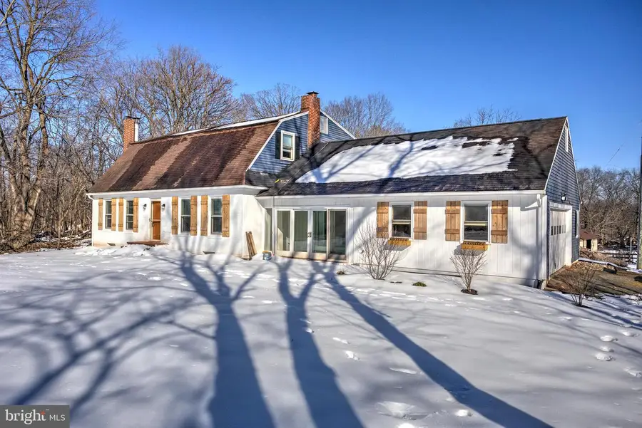 42618 St Clair Ln, Leesburg, VA 20176 - #2