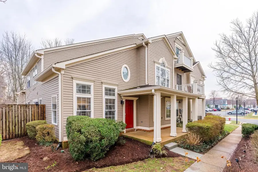 43312 Greyswallow Ter, Ashburn, VA 20147 - #3