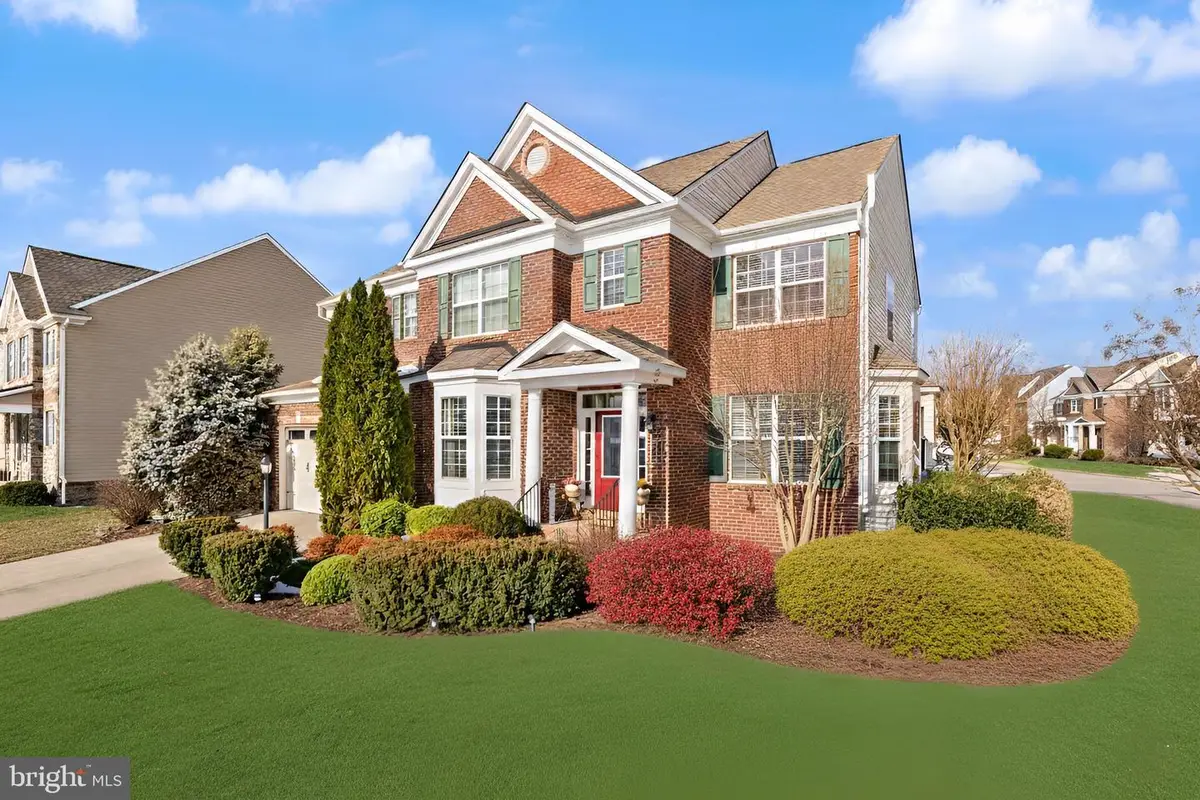 42134 Autumn Rain Cir, Brambleton, VA 20148 - #1