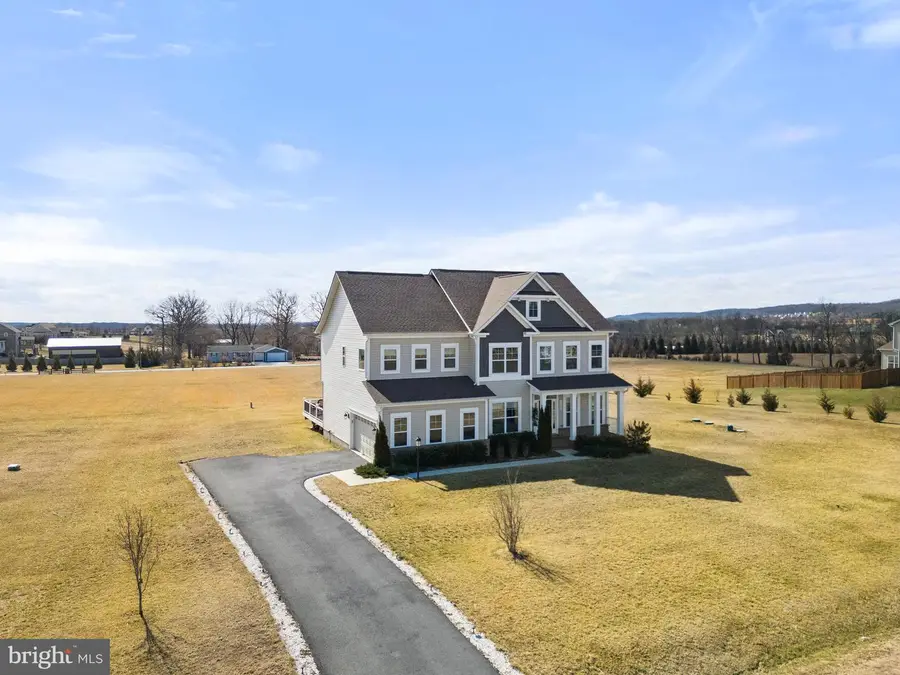 14890 Falconaire Pl, Leesburg, VA 20176 - #2