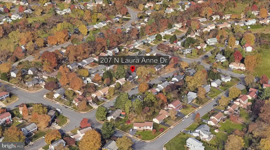 207 N Laura Anne Dr, Sterling, VA 20164 - #2