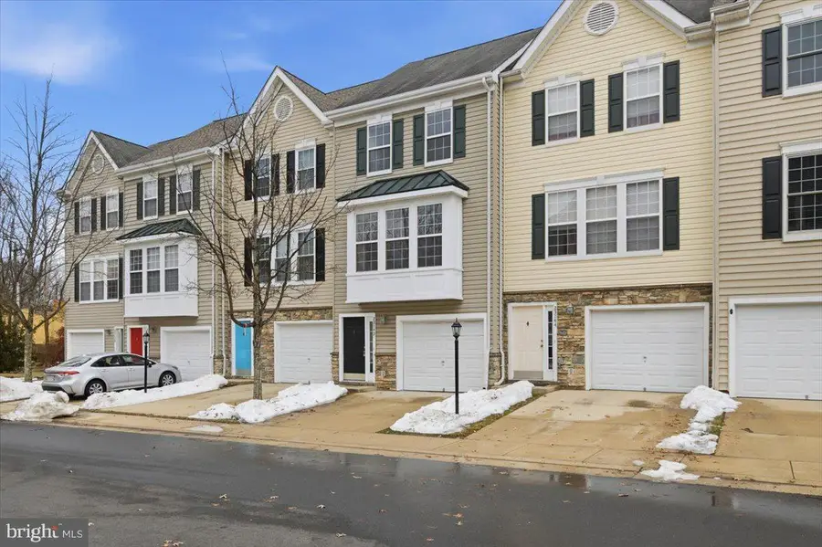 23142 Blackthorn Sq, Sterling, VA 20166 - #2