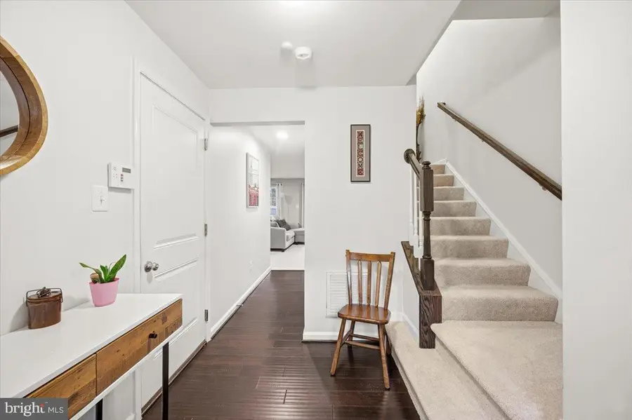 22855 Lacey Oak Ter, Sterling, VA 20166 - #3