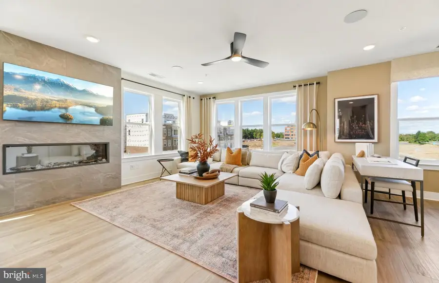 20024 Coral Wind Ter, Ashburn, VA 20147 - #3