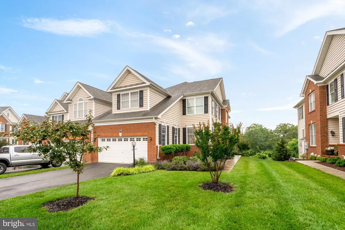 22974 Weybridge Sq, Broadlands, VA 20148 - #1