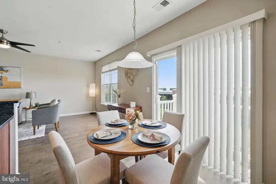 43837 Kingston Station Ter, Ashburn, VA 20148 - #2