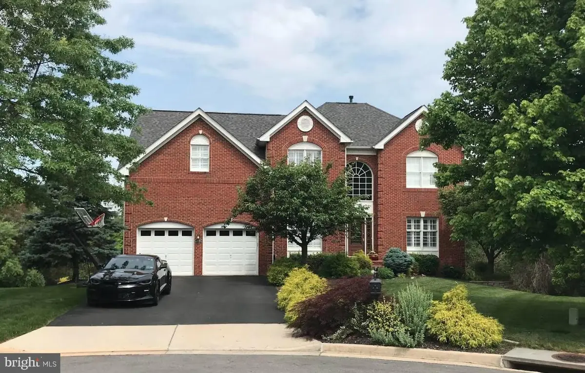 22559 Hughesville Manor Ct, Ashburn, VA 20148 - #1