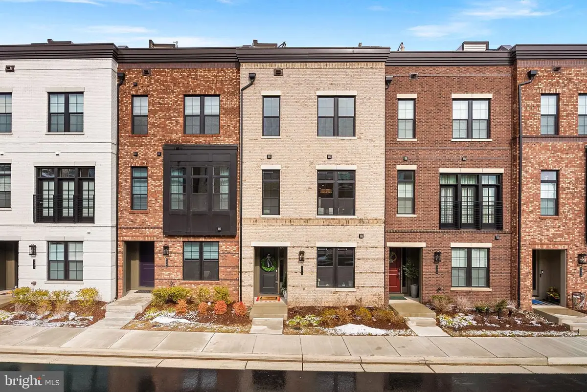 43486 Wilcox Ter, Ashburn, VA 20148 - #1