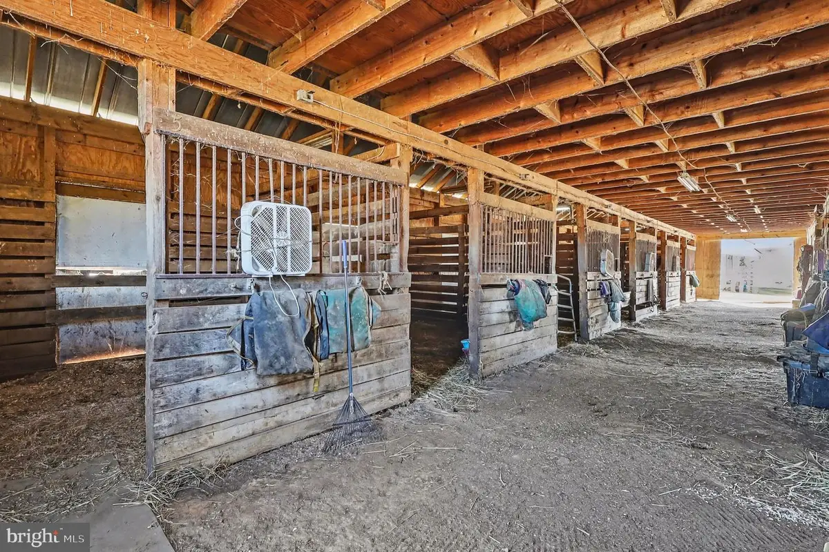 22244 Sam Fred Rd, Middleburg, VA 20117 - #1