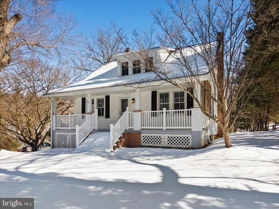 23320 Watson Rd, Leesburg, VA 20175 - #2