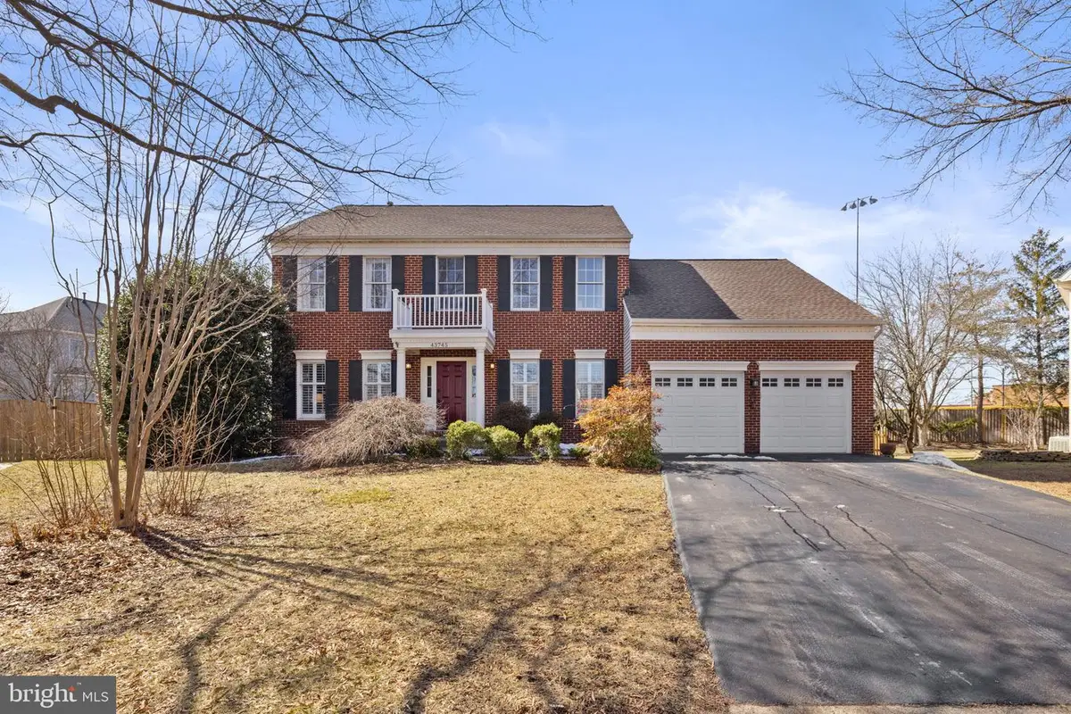 43745 Mccollough Ct, Ashburn, VA 20147 - #1