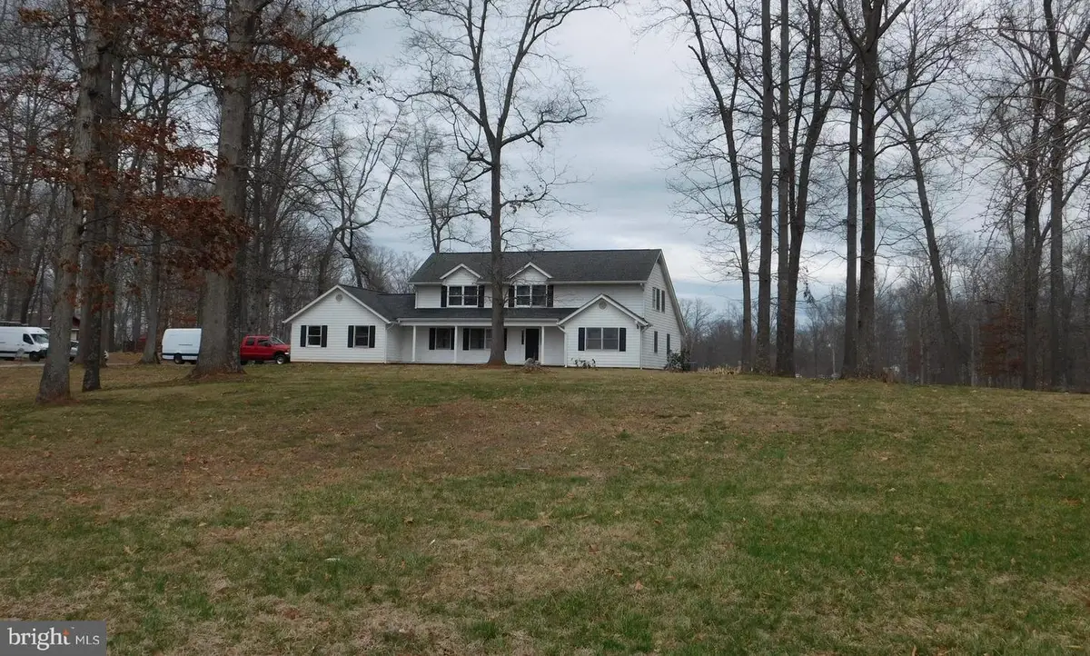 43118 Evans Pond Rd, Leesburg, VA 20176 - #1