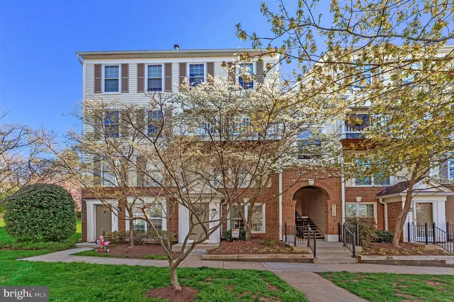 21789 Baldwin Sq #21789, Sterling, VA 20164 - #2