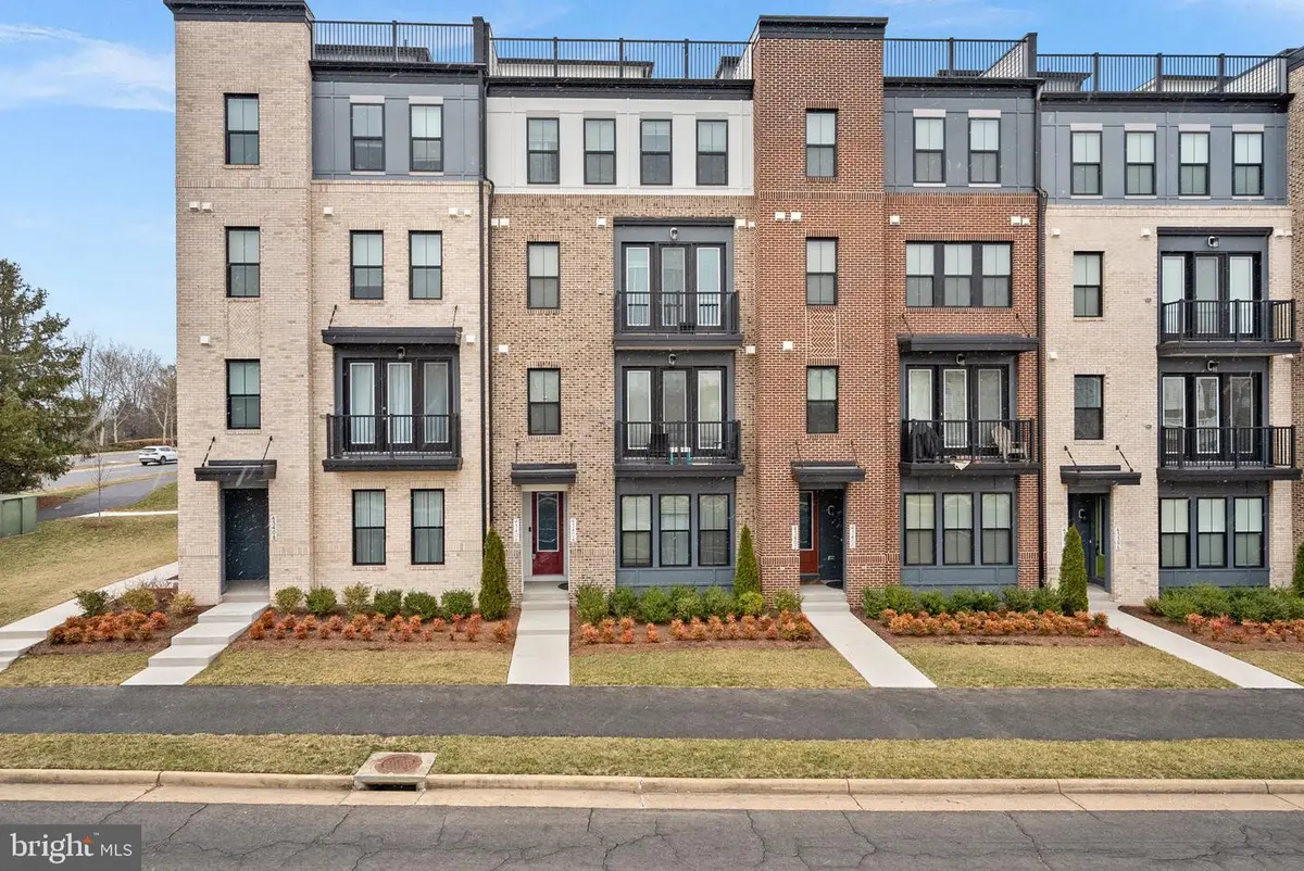 43406 Farringdon Sq, Broadlands, VA 20148 - #1