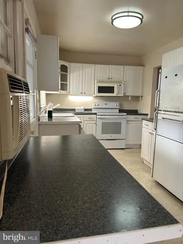 20209 Redrose Dr, STERLING, VA 20165