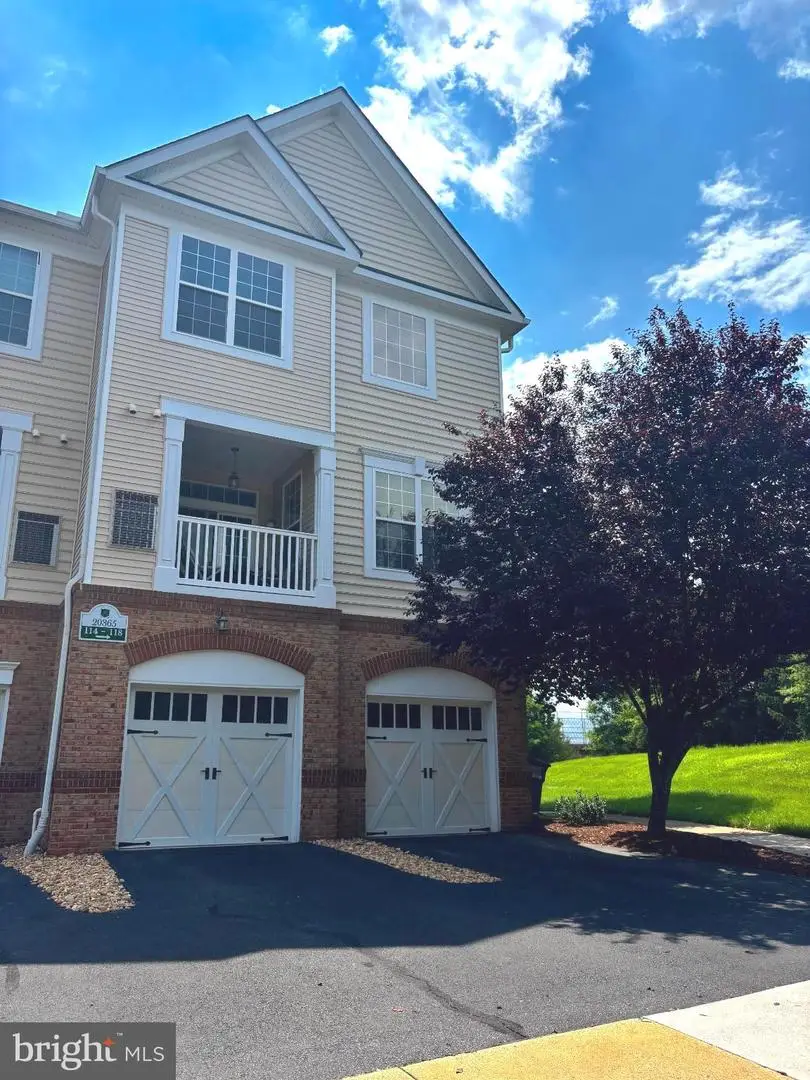 20365 Belmont Park Ter #118, Ashburn, VA 20147 - #1