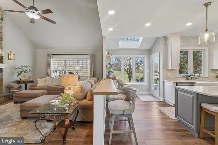 20276 Medalist Dr, Ashburn, VA 20147 - #3