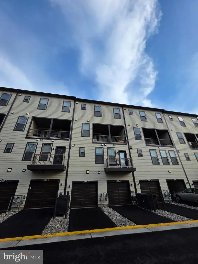 45916 Swallow Ter, Sterling, VA 20165 - #3