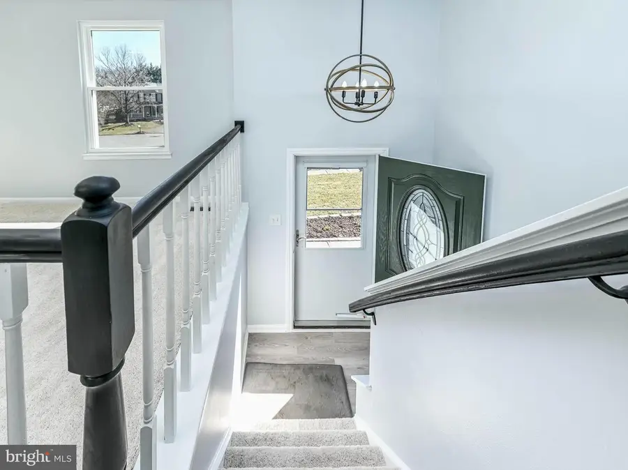 211 Amy Ct, Sterling, VA 20164 - #3