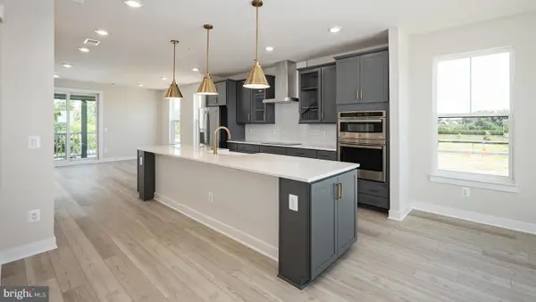 44576 Strabane Ter, ASHBURN, VA 20147