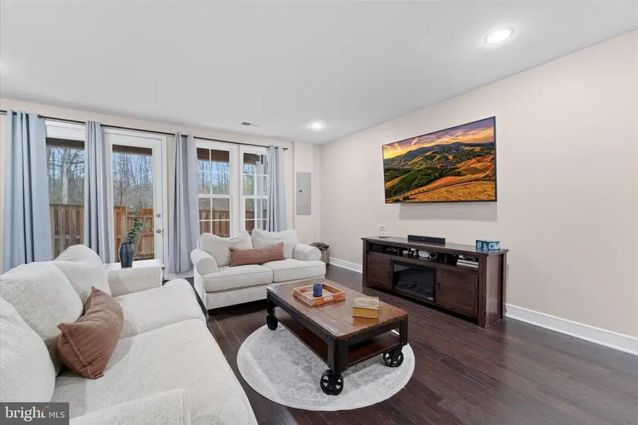 42244 Graves Mountain Ter, Chantilly, VA 20152 - #3