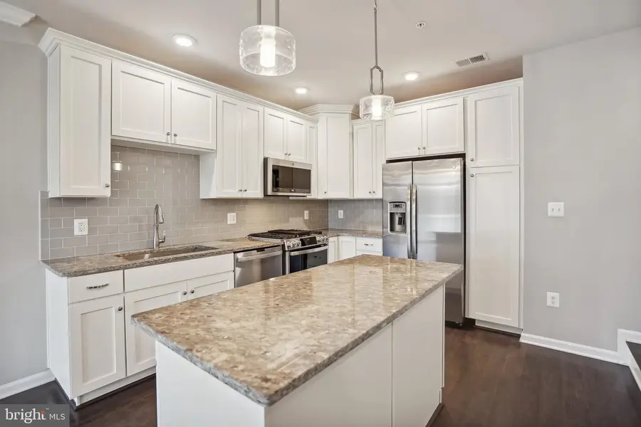 23255 Milltown Knoll Sq #110, Ashburn, VA 20148 - #3