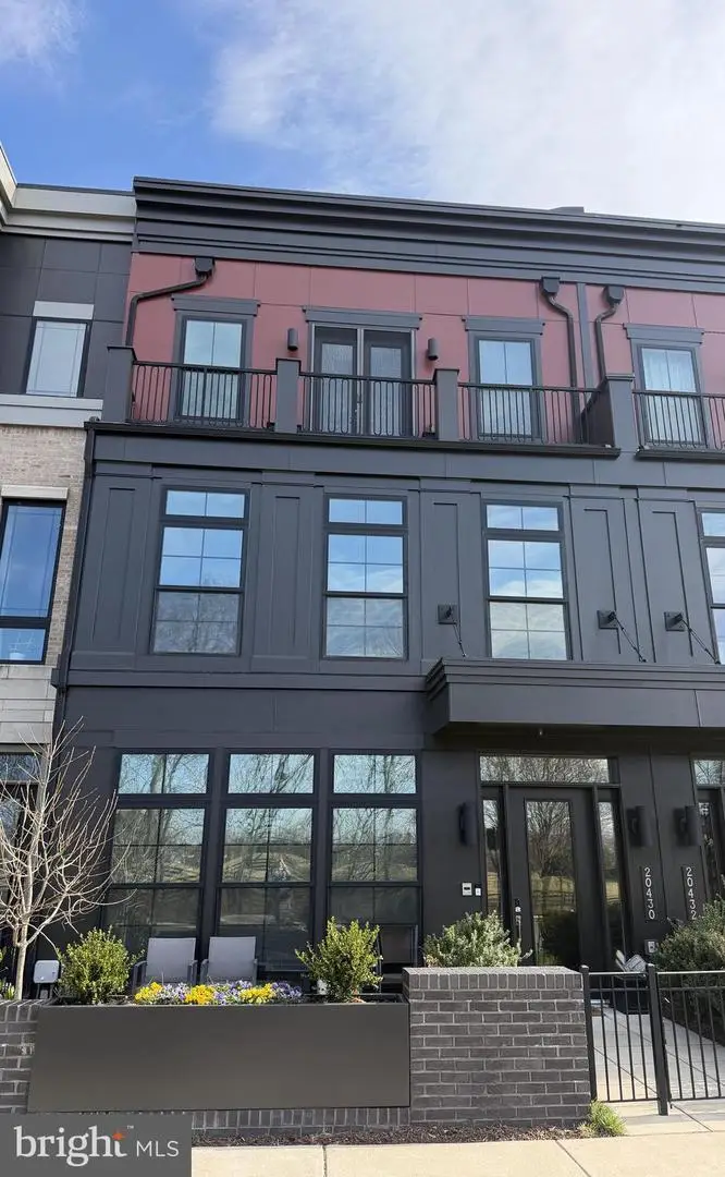 20430 Northpark Dr, Ashburn, VA 20147 - #2