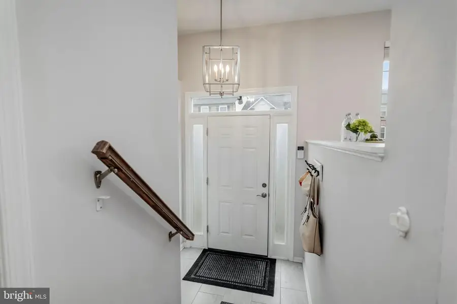 44095 Gala Cir, Ashburn, VA 20147 - #3