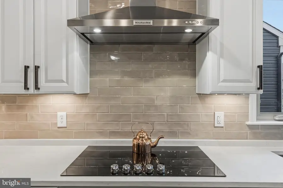 46337 Reddish Knob Dr, Sterling, VA 20164 - #2