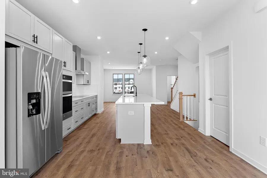 19677 Sepia Sq, Ashburn, VA 20147 - #2