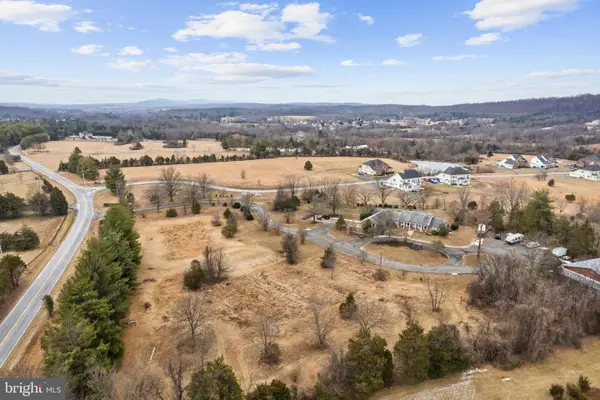 20043 Gleedsville Rd, LEESBURG, VA 20175