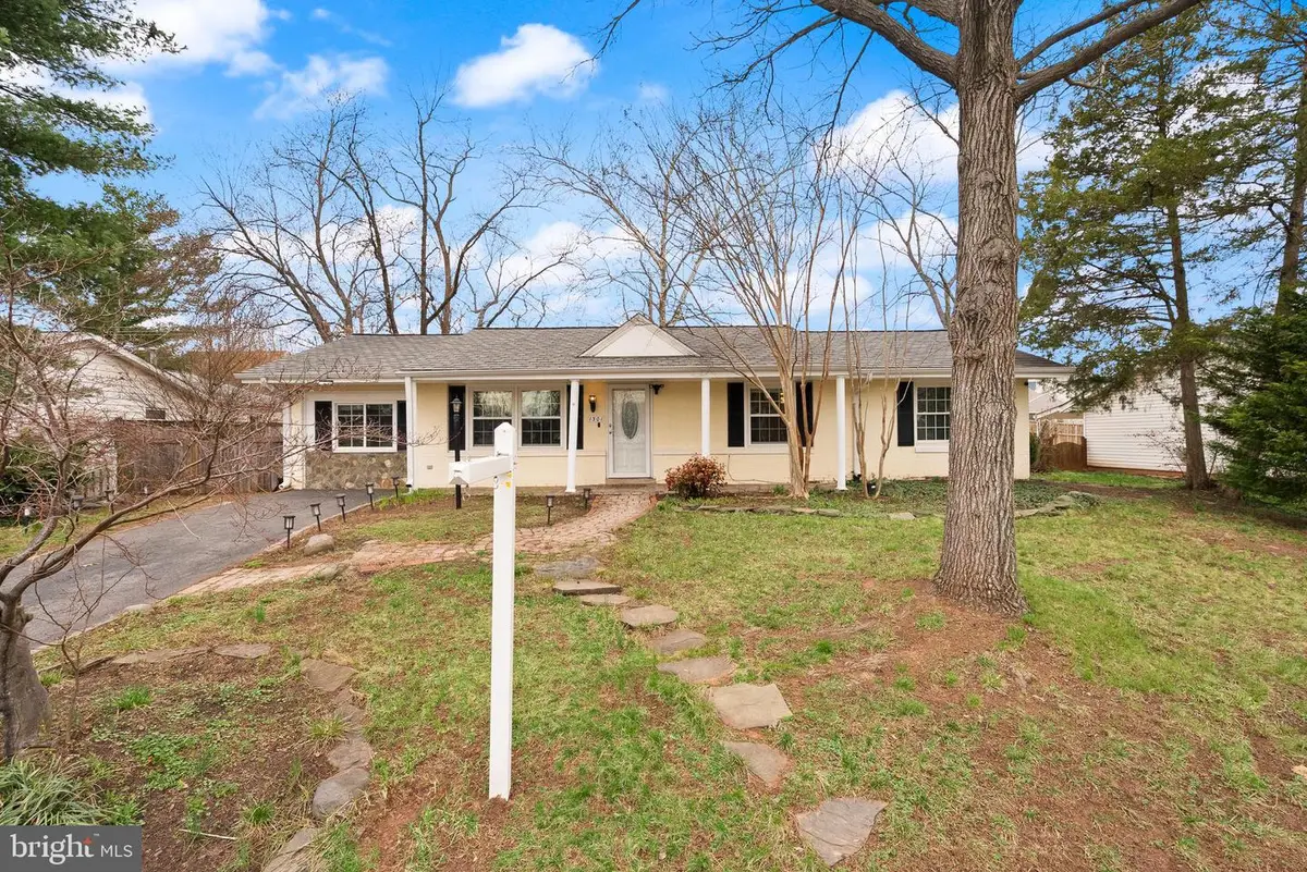 1301 N Amelia St, Sterling, VA 20164 - #1