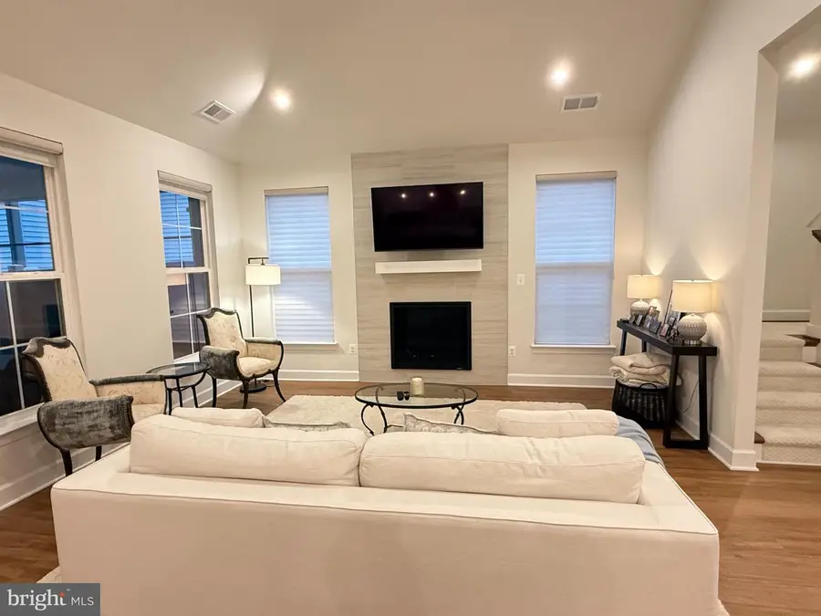 43059 Greeley Sq, Ashburn, VA 20148 - #3